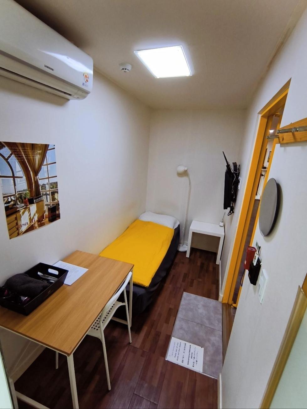 סיאול 24 Guesthouse Sinchon Avenue מראה חיצוני תמונה